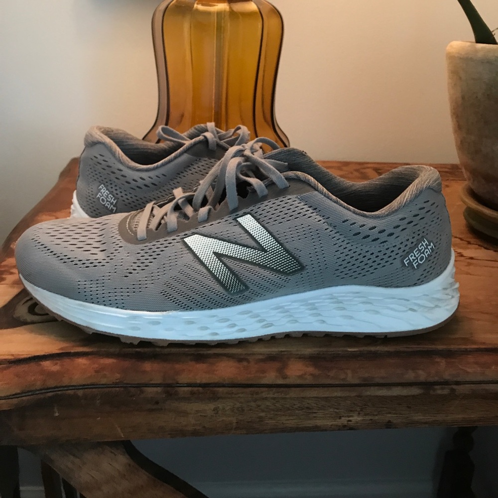 New Balance Fresh Foam Arishi sz 10
